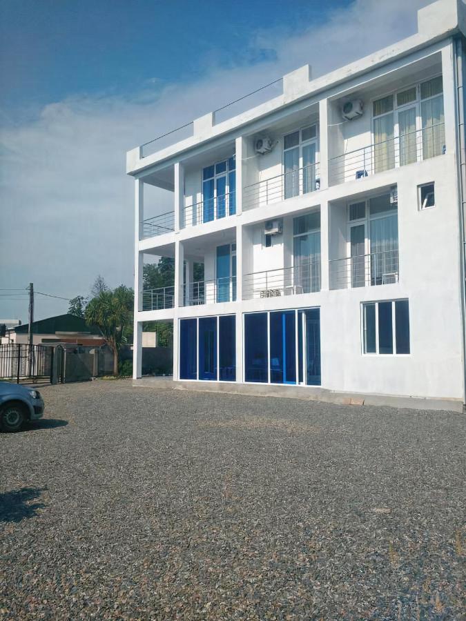 Guest House Marineza Gonio Zewnętrze zdjęcie