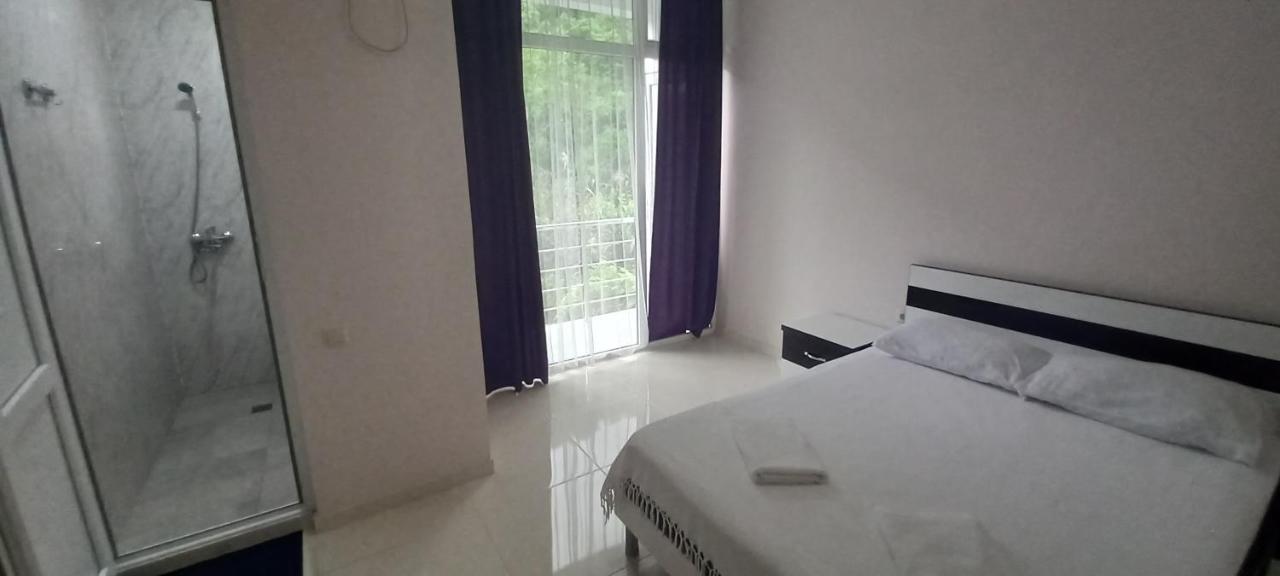 Guest House Marineza Gonio Zewnętrze zdjęcie