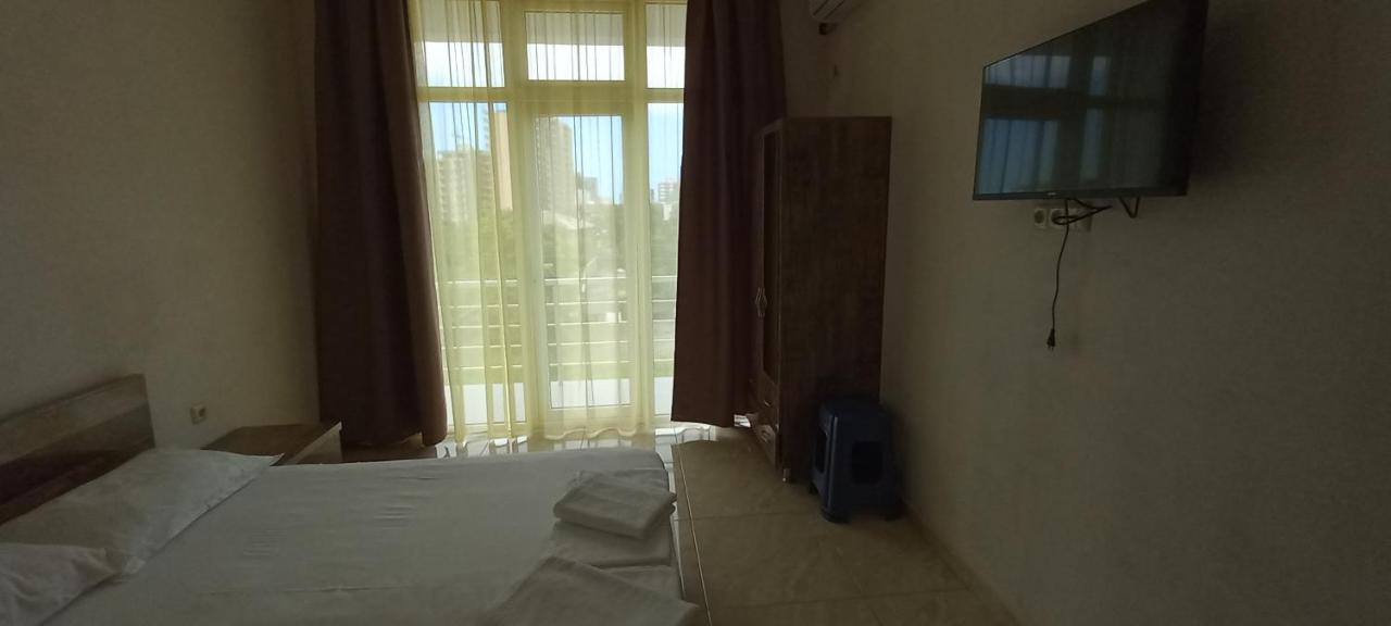 Guest House Marineza Gonio Zewnętrze zdjęcie