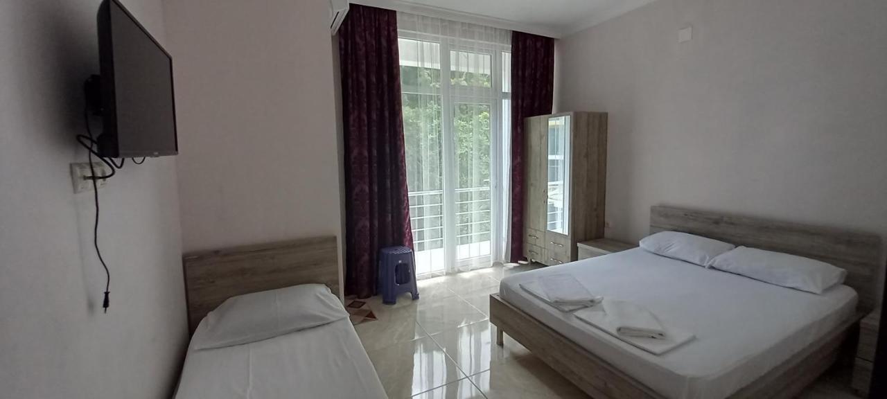 Guest House Marineza Gonio Zewnętrze zdjęcie