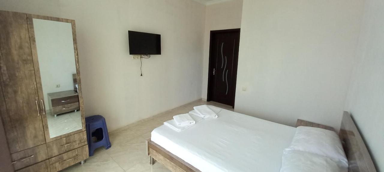 Guest House Marineza Gonio Zewnętrze zdjęcie